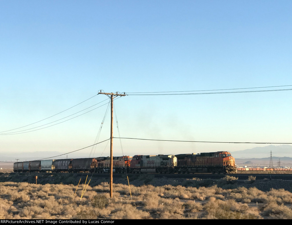 BNSF 5209